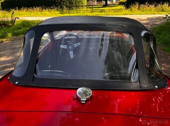 Triumph Spitfire 1300 MK IV Soft Top z roku 1972 - 8