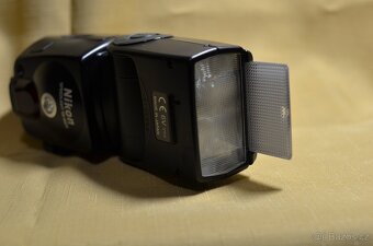 Nikon SB-80DX - 8