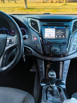 Hyundai i40 combi 1.7CRDi manuál 11/2016 - 8