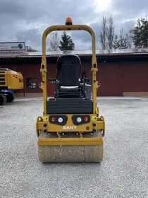 Tandemový vibrační válec SANY STR30C-10 - 8