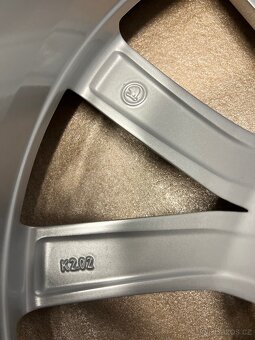 Originální alu kola Modus, Škoda Superb 3, 5x112 r18 - 8