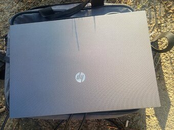 Notebook HP včetně nabíječky a pouzdra - 8