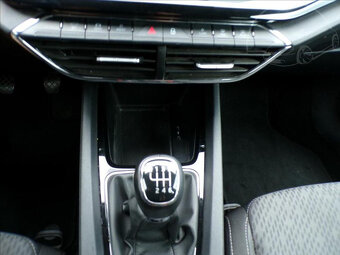 Škoda Octavia 2,0 TDI STYLE,ODPOČET DPH - 8