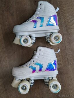 Dívčí / dámské kolečkové brusle Oxelo vel 37 - 8