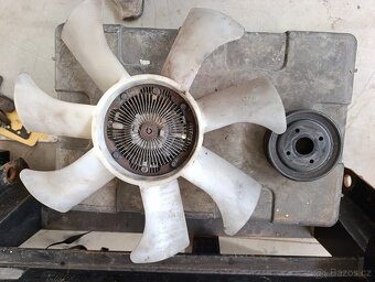 Nissan Navara D22 -motor - 8