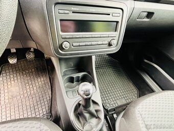 ŠKODA ROOMSTER 1.2 i BENZÍN NAJETO JEN 82 TIS KM - 8