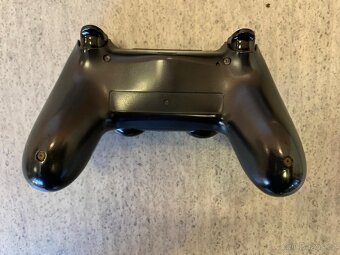 Sony PlayStation 4 500 GB + ovladač + 3 hry - 8