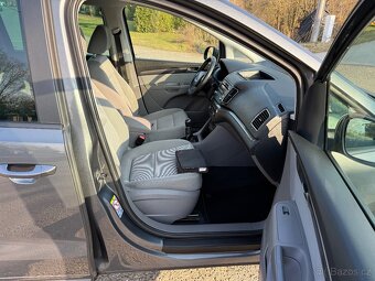 Alhambra 2.0 tdi 103 kw 7 míst krásný stav - 8
