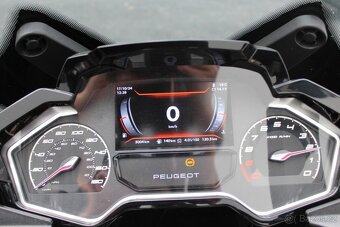 Peugeot XP 400 GT - 8