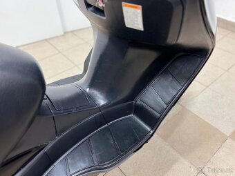 SUZUKI BURGMAN 125 - 8