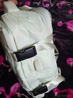 Batoh do letadla Ryanar 40x25x20 - 8