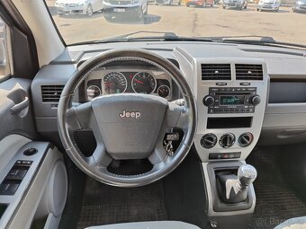 Jeep Compass - 8