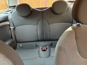 Mini Cooper Clubman - 8
