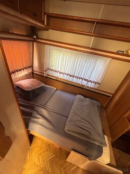 Lord Munsterland LMC - 3 osoby, ř.p.B - 8