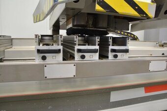 6521 – OBRÁBĚCÍ CENTRUM MORBIDELLI U46 - 8