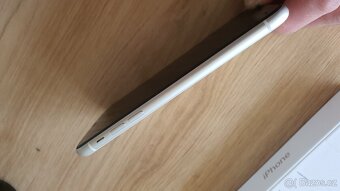 Apple iPhone 11 64gb - 8