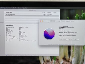MacBook Pro 15" 2016 i7 / 256GB / 16GB - 8