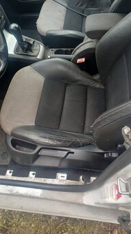 Prodam škoda Octavia 2 combi 1.6tdi 77kw facelift - 8