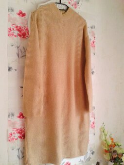 Teplé a měkoučké pletené šaty 40/42 - 8