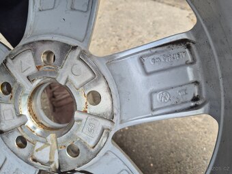 Zimní kola Volkswagen Golf 6 8 R16 ET48 - 8