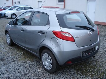 Mazda 2 1.3i CE - 8