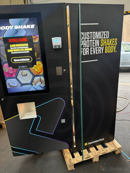 Body Shake Protein Automat Vending 32 palec Dotykovy LCD Win - 8