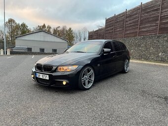 BMW E91 LCI xDrive 320d - 8