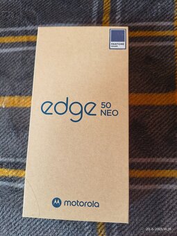 Motorola edge 50 neo - 8