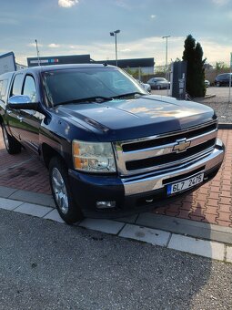 Chevrolet Silverado LTZ - 8