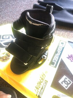 Wakeboard + vybaveni - 8