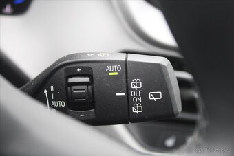 BMW Řada 1 118i 103kW ADVANTAGE ČR (2020) - 8