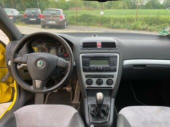 ŠKODA OCTAVIA RS TDI RV2006 - 8