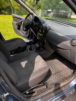 Dacia Duster 1.6 77kw klima a po servise - 8