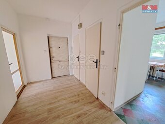 Prodej bytu 3+1, 72 m², Praha, ul. Přesličková - 8