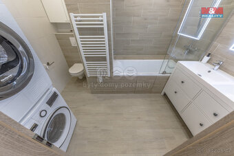 Prodej bytu 3+kk s lodž. 63 m², Praha, ul. Veltruská-Prosek - 8