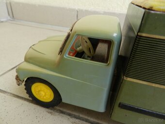TATRA 138 KDN - PILSNER URQUELL r. 1968 - ČSSR - 8