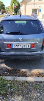 Peugeot 407 kombi - 8