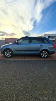 Škoda Fabia 2 Combi 1.4 16v MPI Style Edition - park.senzory - 8