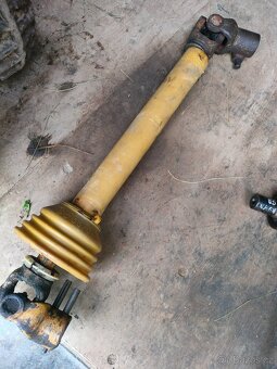 KUHN 280 SHRNOVAČ -- ruzné díly - 8