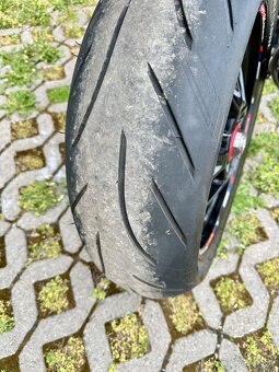 Triumph Speed triple 1050 - 8