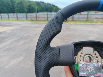 Kompletně upravený volant Performance Škoda RS VRS Tuning - 8