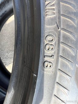 Bridgestone 245/45RF20 - 8