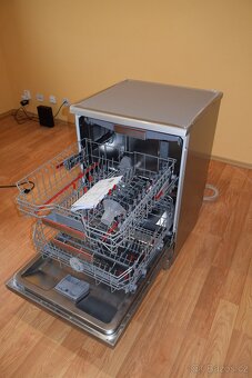 Myčka Bosch Serie 8 (nejvyšší řada) - 8