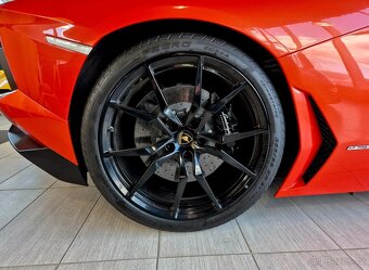 Lamborghini Aventador 6,5 LP700-4 - 8