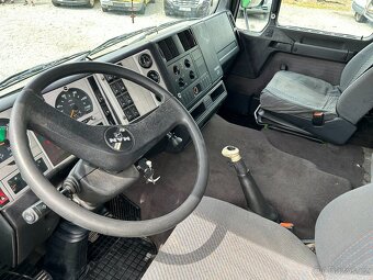 MAN 26.414 F2000 6x4 - 8