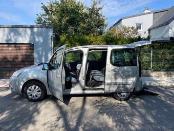 Citroën Berlingo pro převoz vozíčkáře - 8