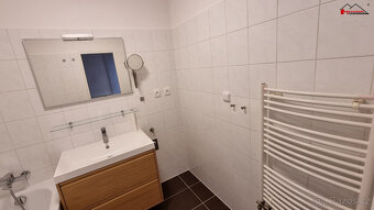 OV 2+kk s balkónem, po rekonstr, 2.NP/6 , 57 m2, k pronájmu - 8