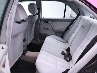 Mercedes-Benz Třídy C 1,8 180 90kW LPG CZ Tažné (1995) - 8