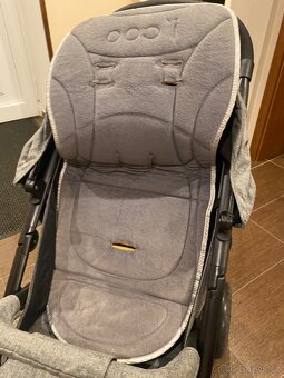 Sportovní kočárek značka Joie - 8