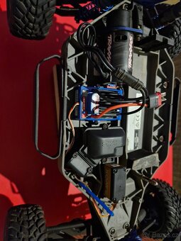 Traxxas Slash 4×4 2S - 8